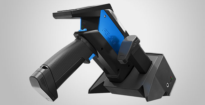 Spectromètre XRF portable FEnX-T et son chargeur